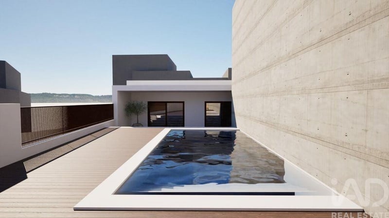 Land in Peral - view 1