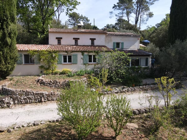 House in Lorgues - view 1