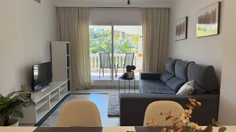 Apartment in Nueva Andalucia - view 1