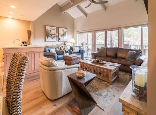 House in La Plata County - view 1