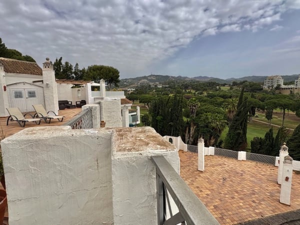 Penthouse in Ojen - view 1