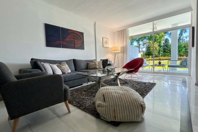 Apartment in Puerto Banus - view 1