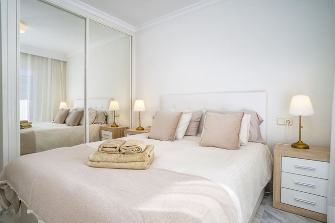 Apartment in Puerto Banus - view 1