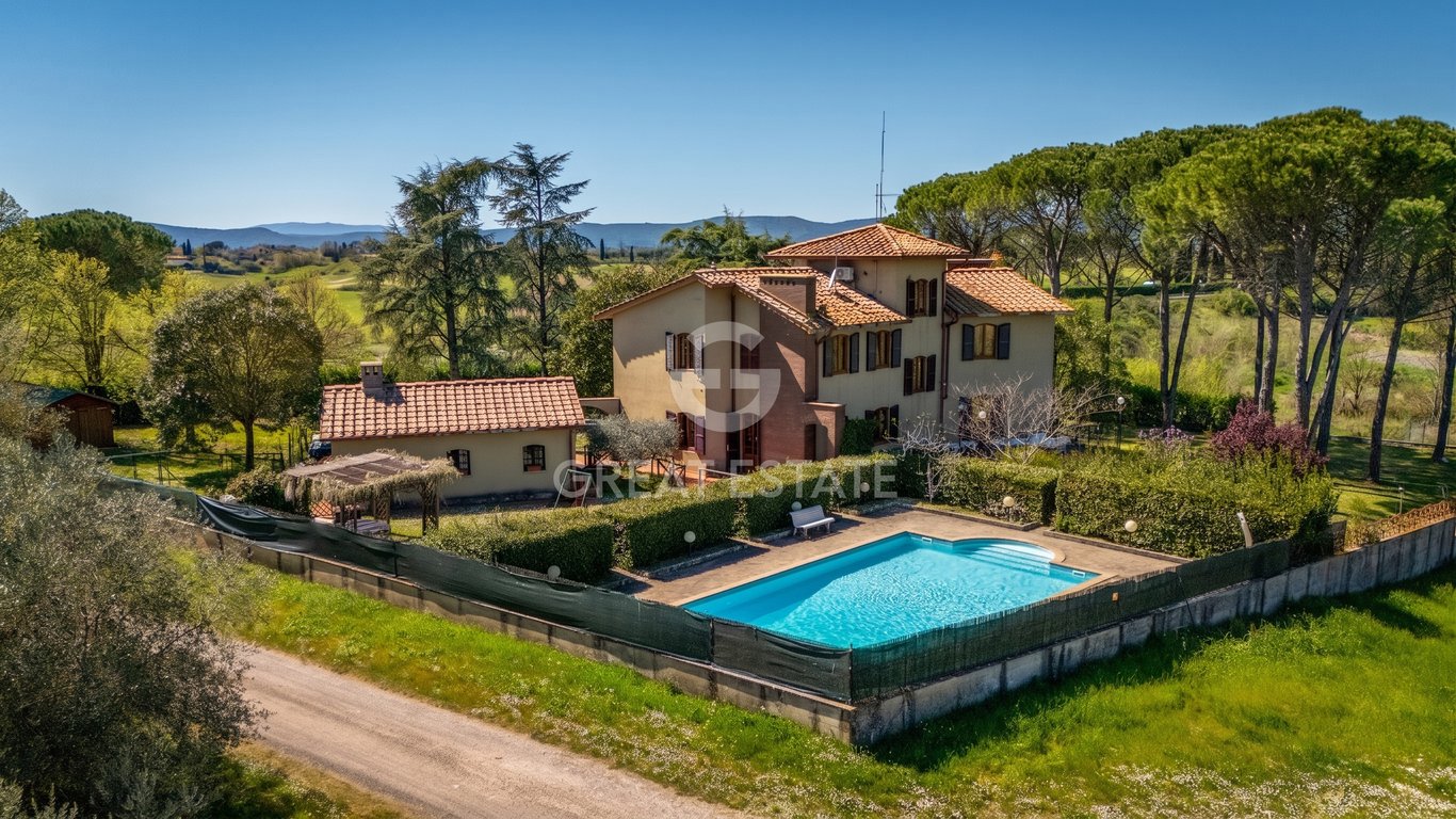 House in Siena - Image 2