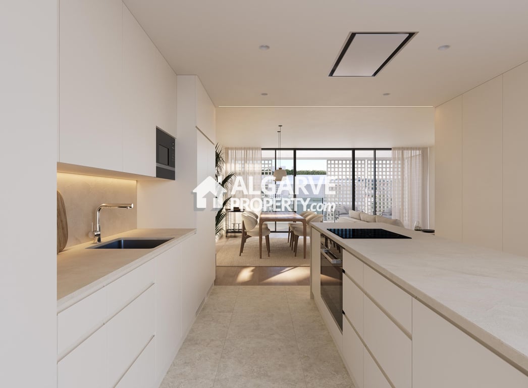 Apartment in Quarteira - Image 3