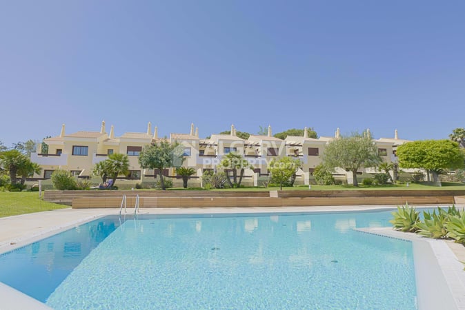 Villa in Quarteira - view 1