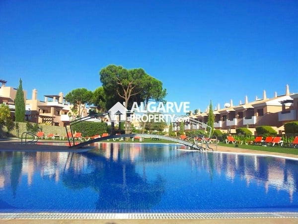 Apartment in Quarteira - view 1