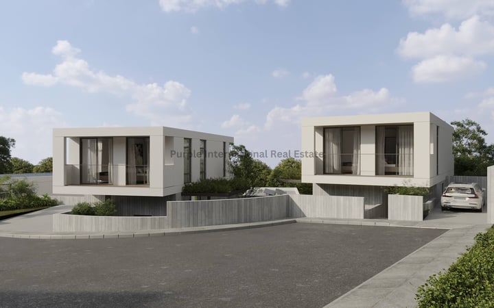 House in Konia - view 1