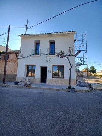 House in Pinoso - view 1