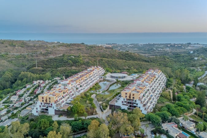 Apartment in Estepona - view 1