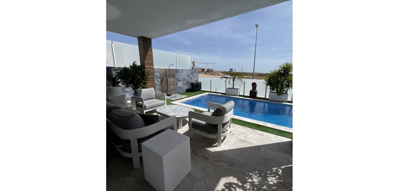 House in Jacarilla - view 1