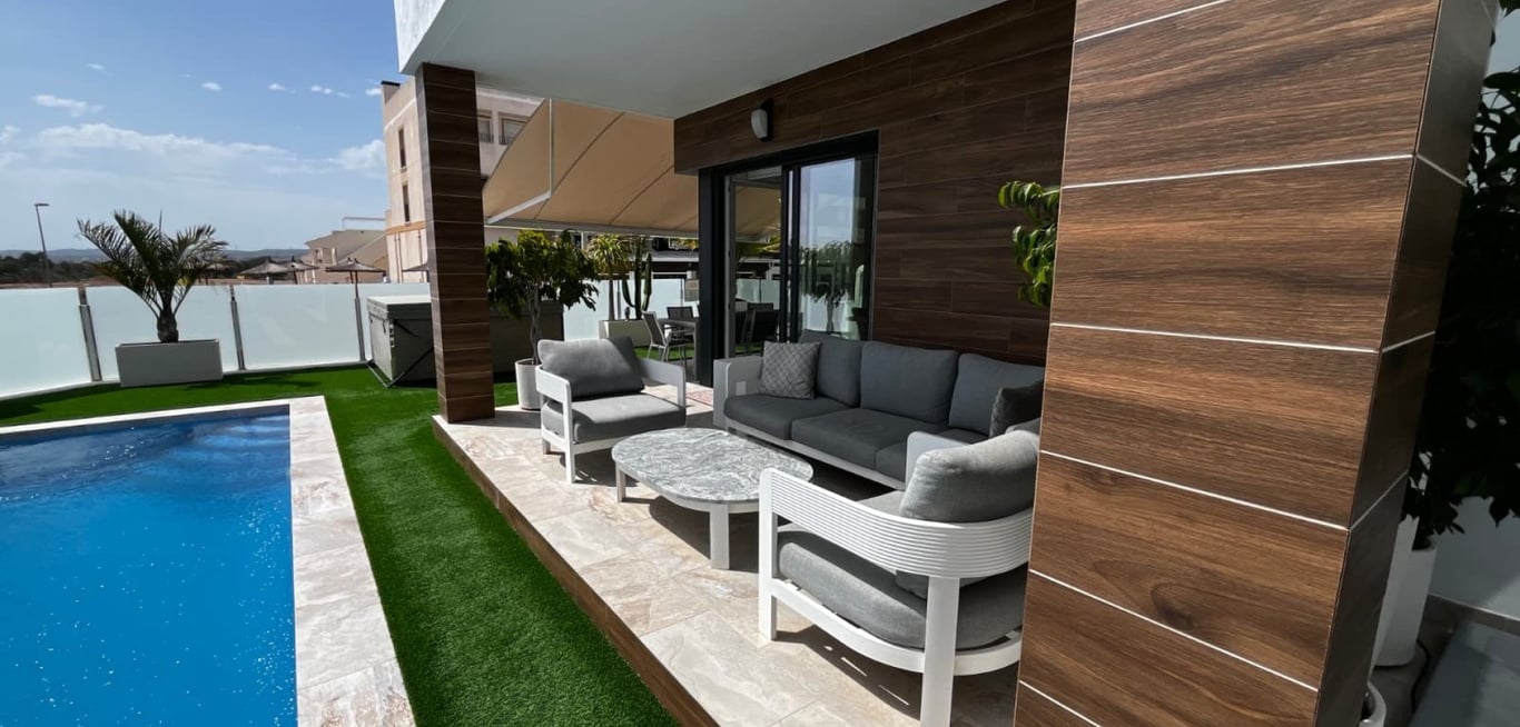 House in Los Montesinos - Image 3