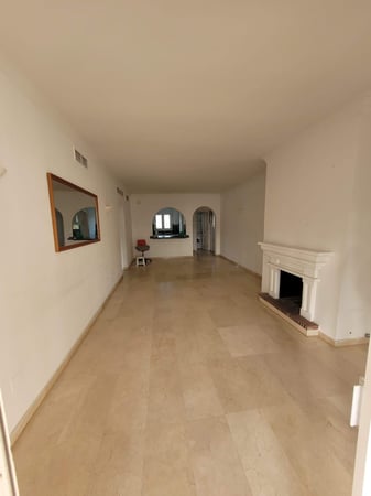 Apartment in Estepona - view 1