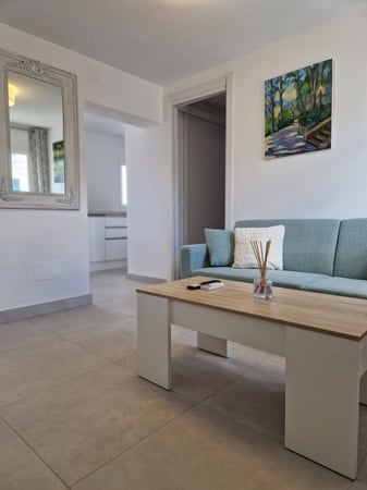 Apartment in Estepona - view 1