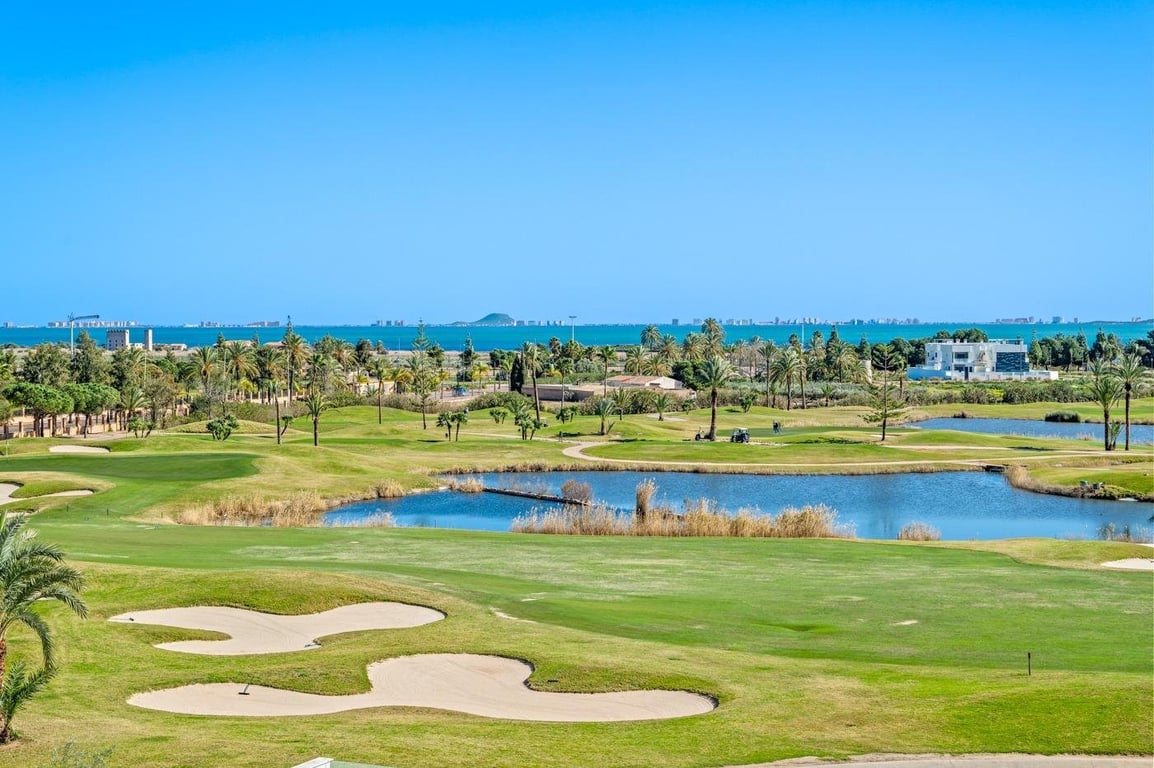 Apartment in Los Alcazares - Image 2