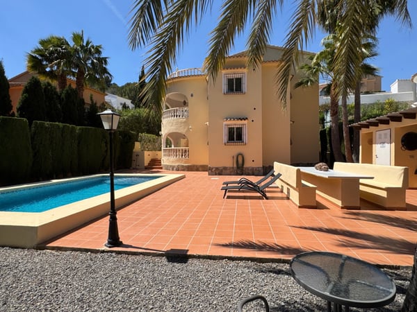 Villa in Benissa - view 1