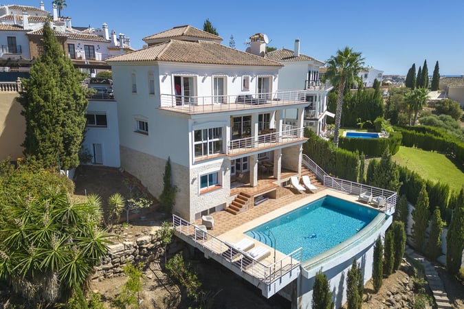 Villa in Mijas Costa - view 1
