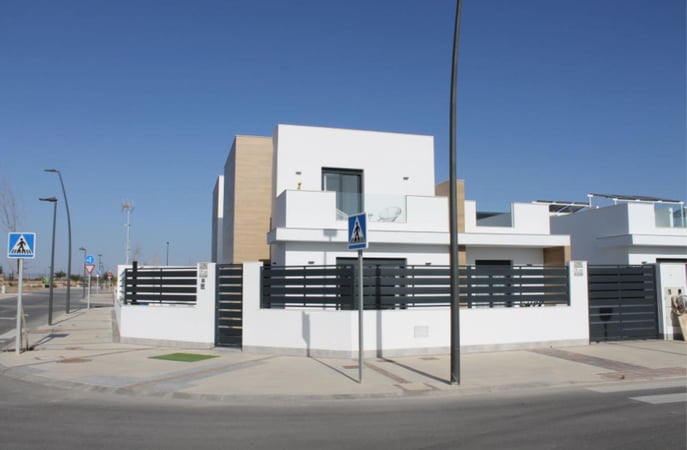 Villa in Torre-Pacheco - view 1