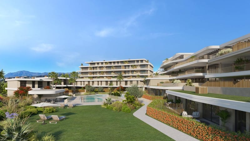 House in Estepona - view 1