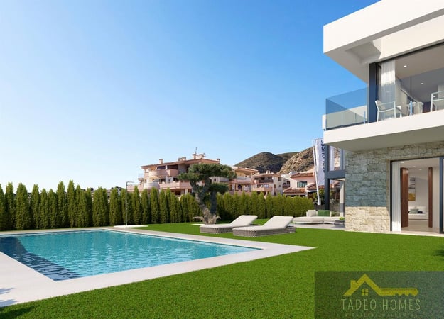 Villa in Finestrat - view 1