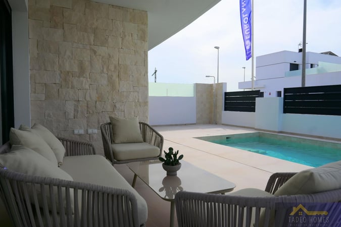 Villa in Dolores - view 1