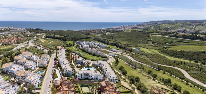 Apartment in Casares - view 1