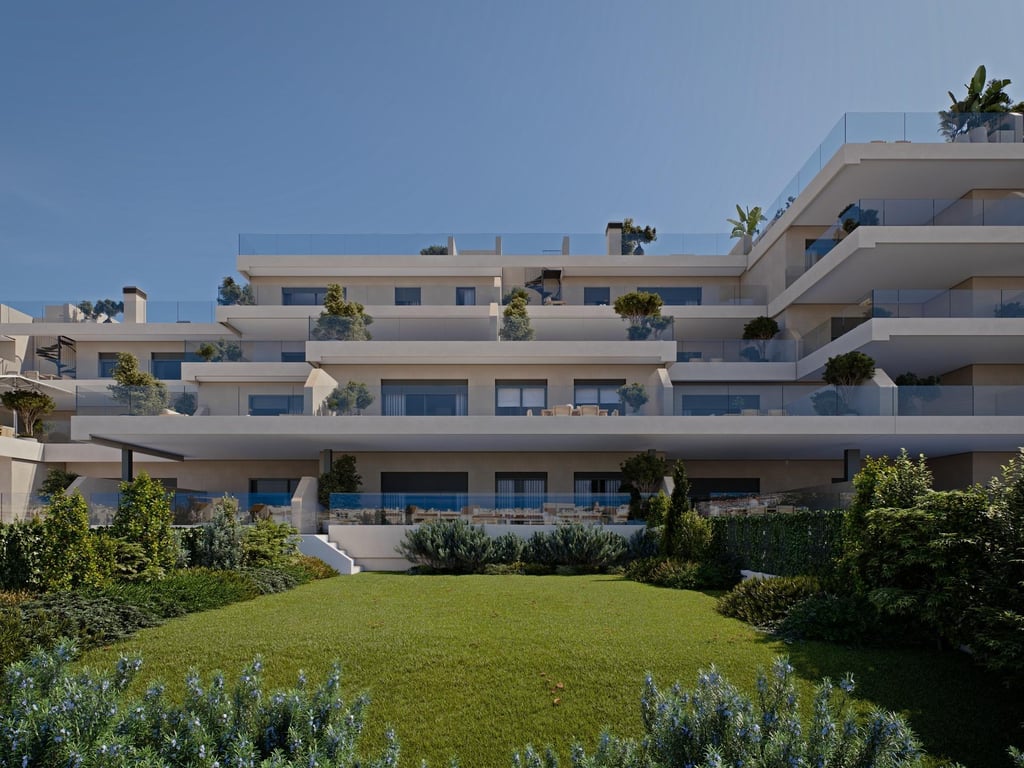 Apartment in Estepona - Image 3