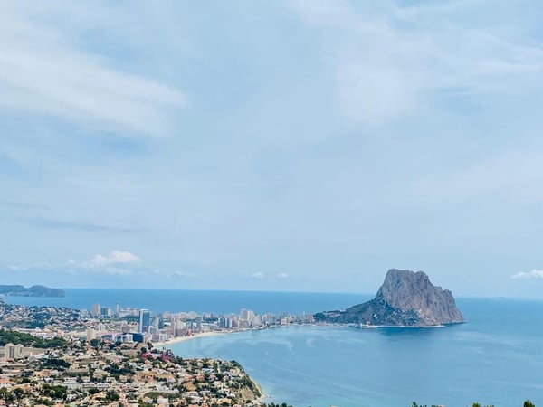 Villa in Calp - view 1