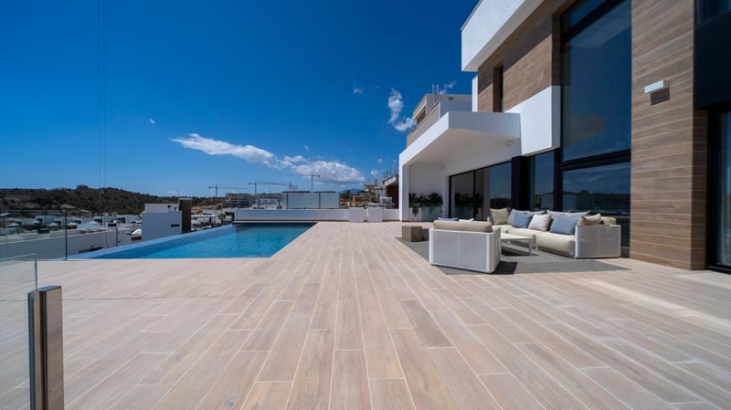 Villa in Finestrat - view 1