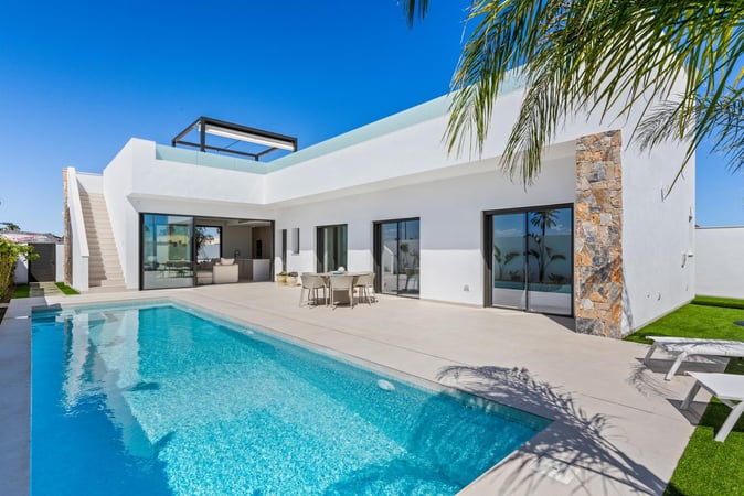 Villa in Los Alcazares - view 1