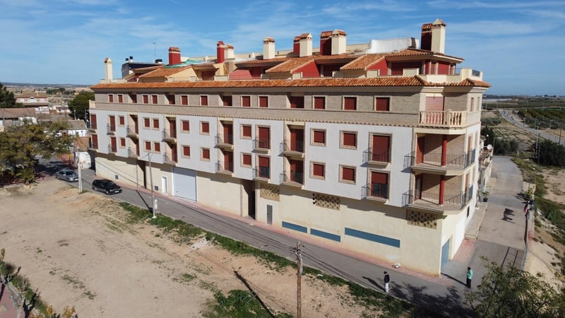 Apartment in Avileses - view 1