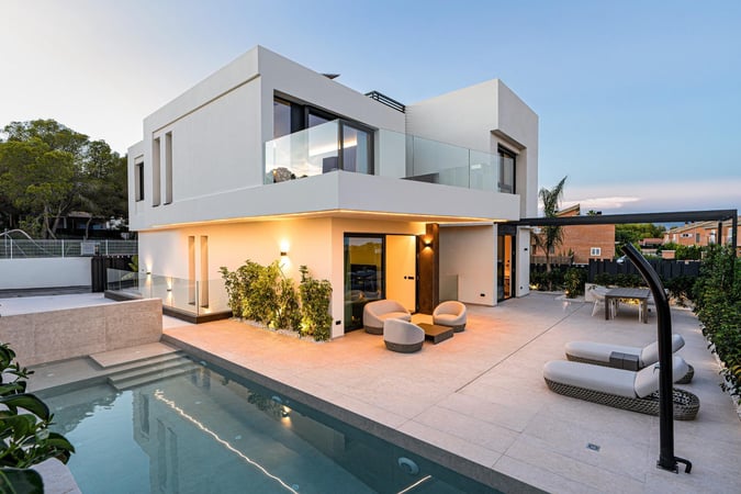 Villa in La Nucia - view 1
