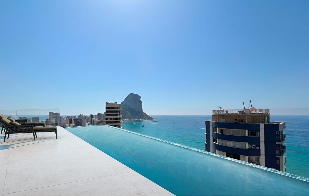 Apartment in Calp - Image 3
