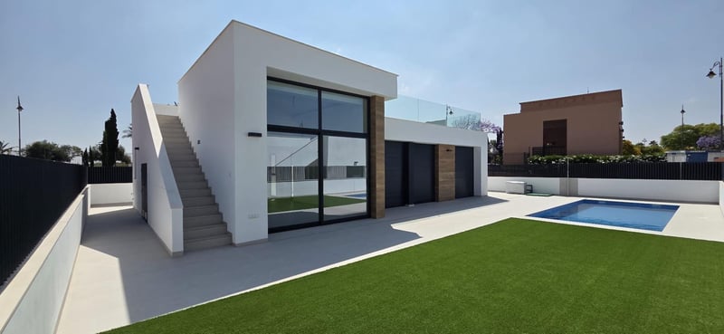 Villa in Casas del Aljibe - view 1