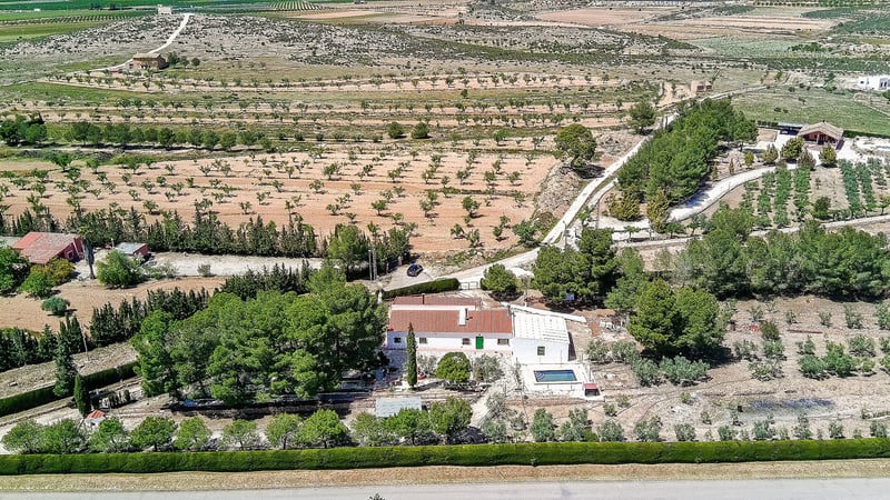 House in Pinoso - view 1