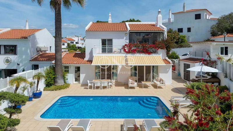 House in Loule - view 1