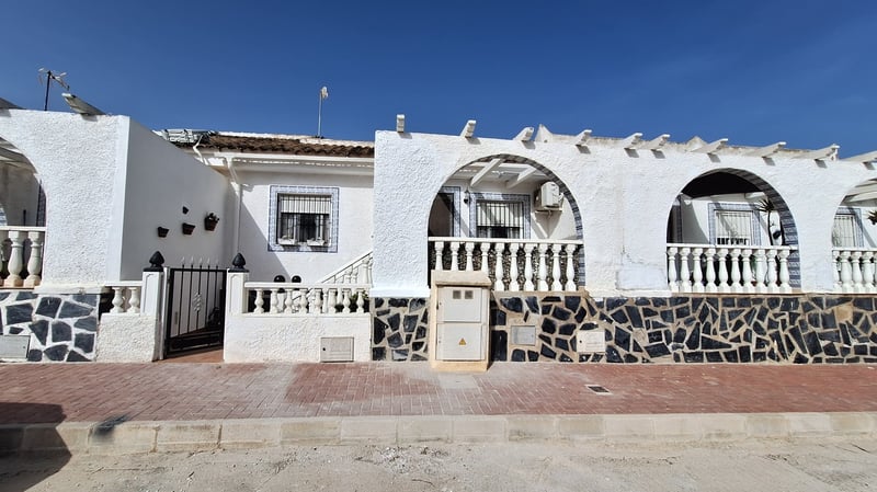 Villa in Camposol - view 1