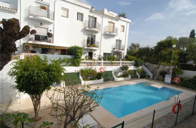 Apartment in Calahonda - view 1
