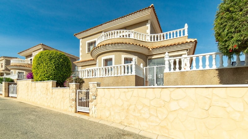 House in Residencia los Altos - view 1