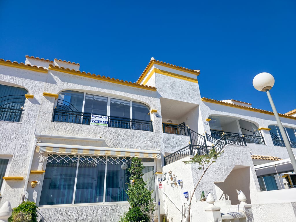Apartment in Los Montesinos