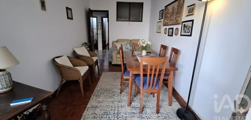 Apartment in Laranjeira - view 1