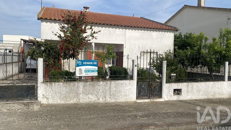House in Galveias - view 1