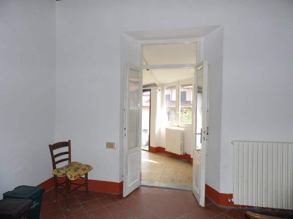 House in Villa Collemandina - Image 2