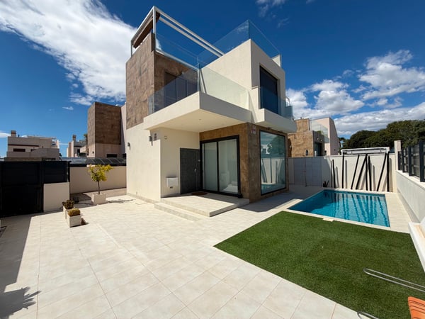 Villa in Ciudad Quesada - view 1