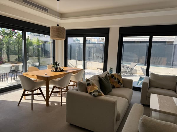 Villa in San Fulgencio - view 1