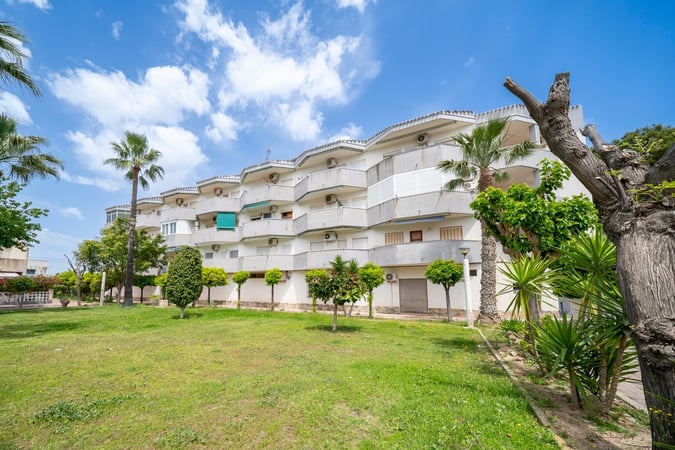 Apartment in Dehesa de Campoamor - view 1