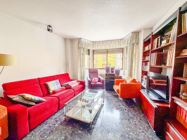 House in Yecla - view 1