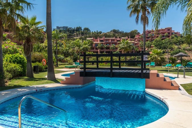 House in La Mairena - view 1