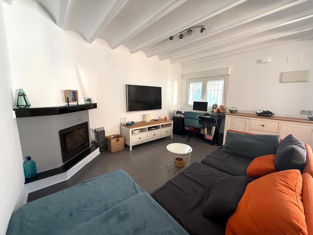 House in Playa Flamenca - Image 2