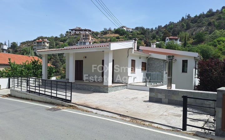 House in Kakopetria - view 1
